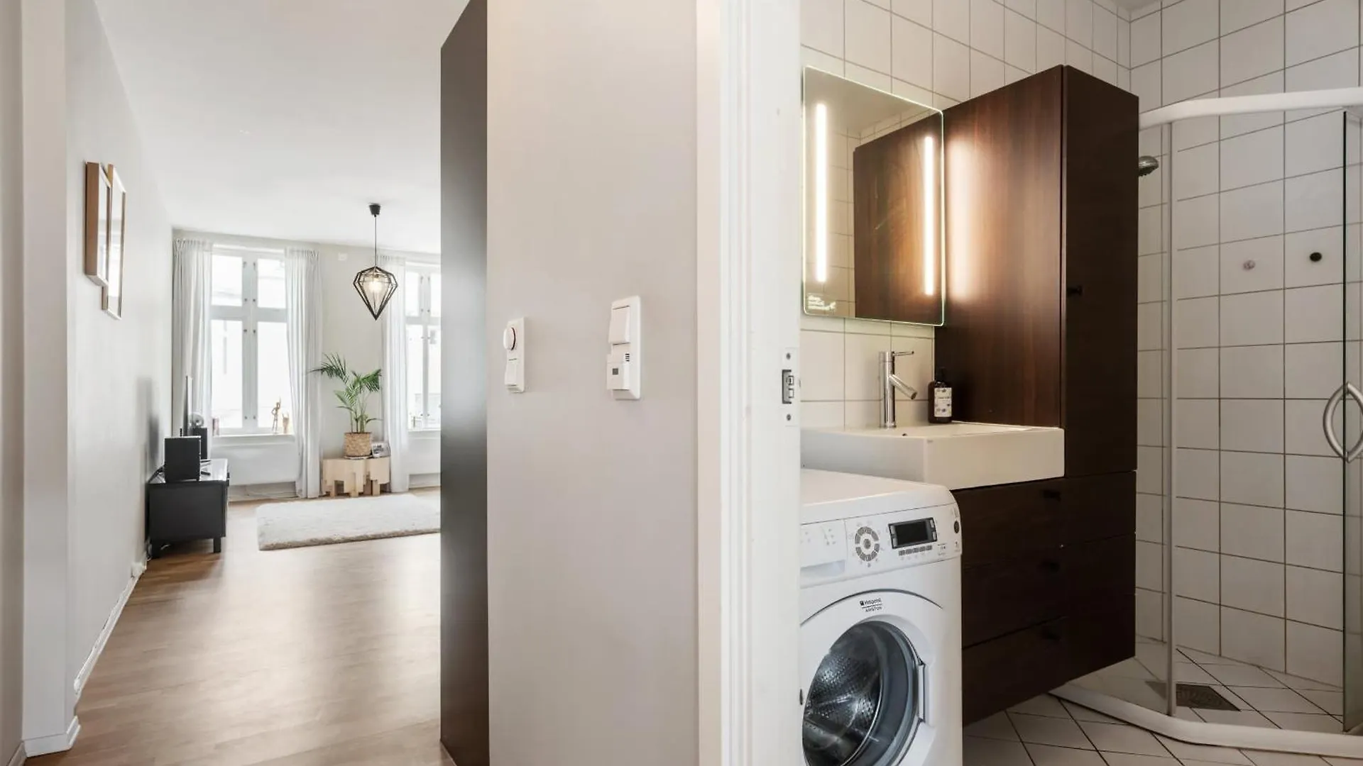2-Bedroom Close To Everything Bergen